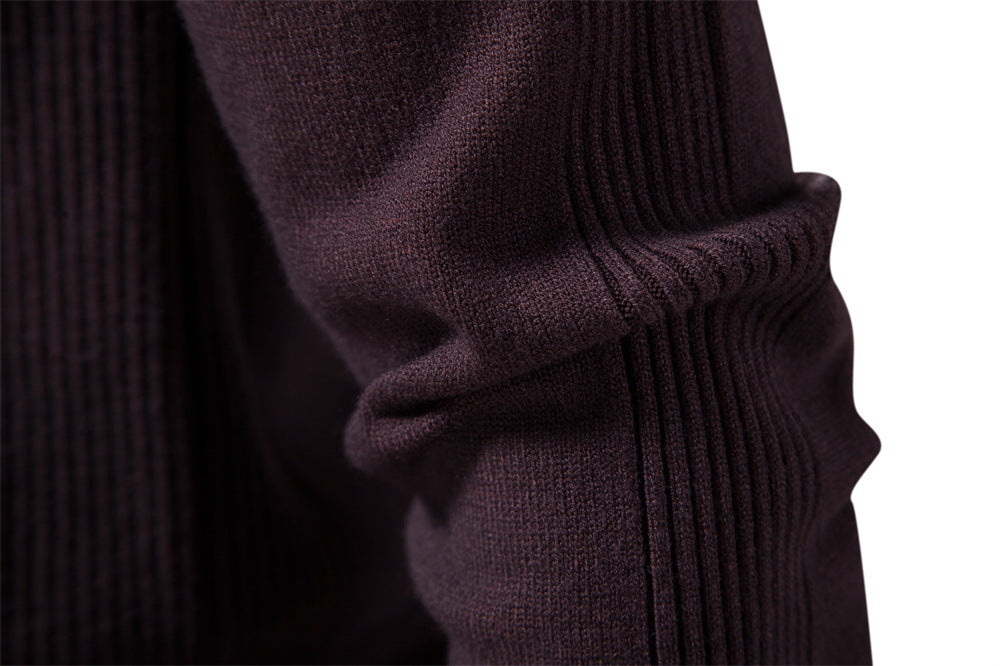 Comfortable solid color men's round neck casual warm sweater