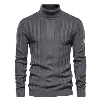 Solid color men's high collar casual warm sweater