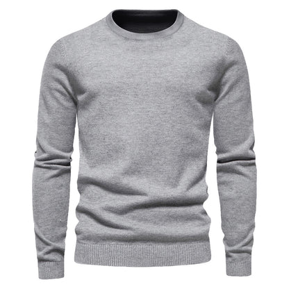 Solid color Men's round neck slim fit sweater
