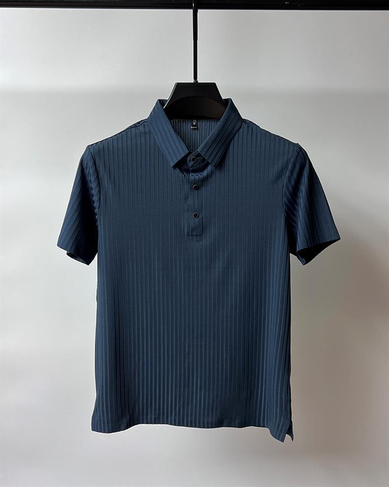 Men's sports polo shirt with striped collar