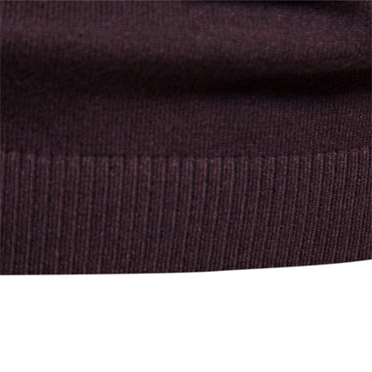 Comfortable solid color men's round neck casual warm sweater